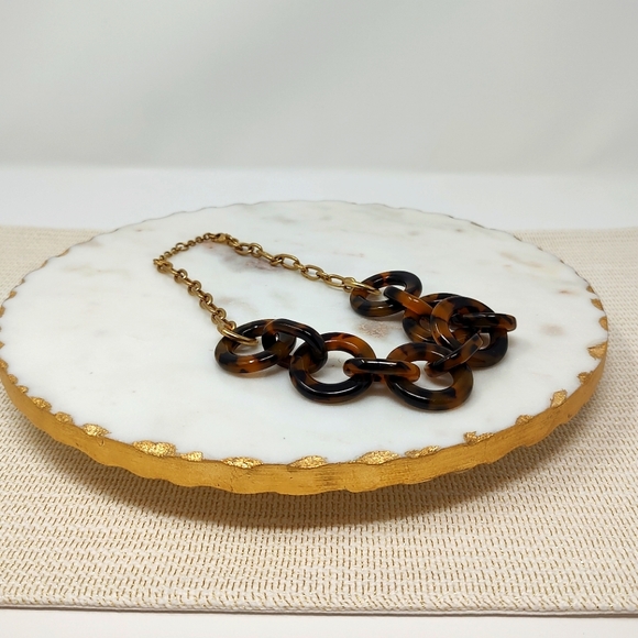 J. Crew chunky tortoiseshell print round chain link and gold tone chain necklace - Picture 6 of 11